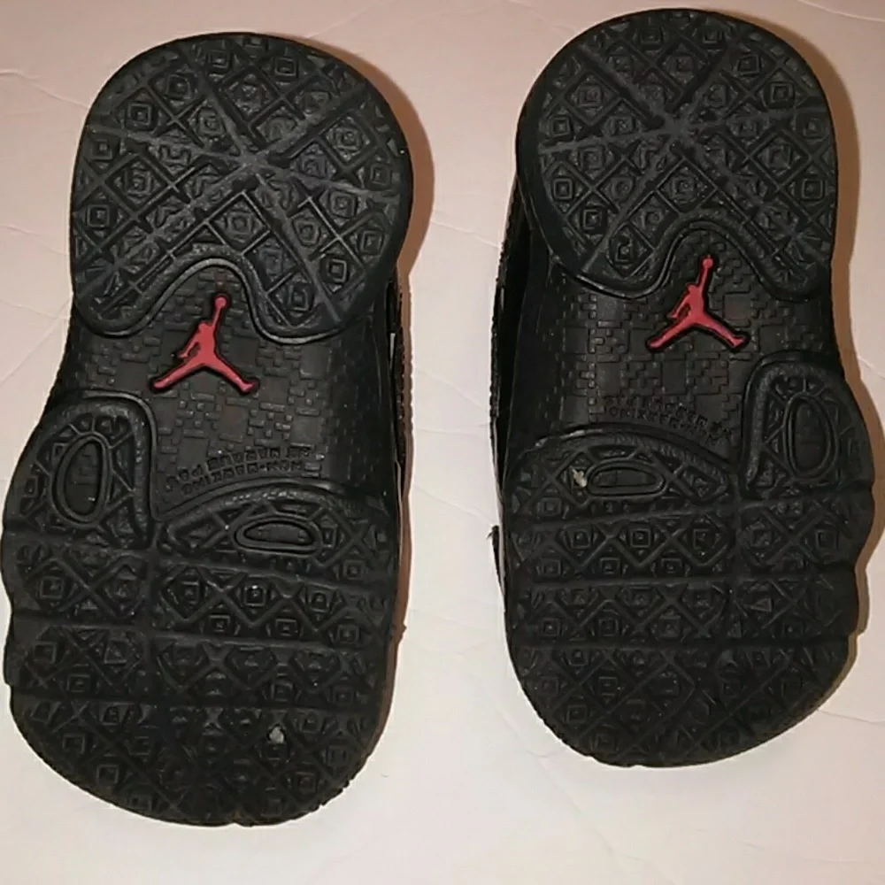 Kid's Jordan Sneakers